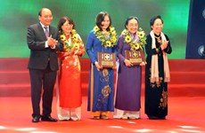 阮春福总理：力争2020年中小企业和创业企业女性领导者占35%