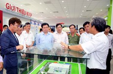 越南政府副总理王廷惠：充分发挥芹苴市越韩科技孵化器的作用
