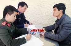一名越南人因聚众扰乱治安秩序从事反国宣传而被逮捕