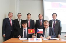 越南邮政电信集团与捷克Novicom公司签署网络安全合作备忘录