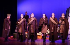 越南军队歌舞剧院艺术代表团赴俄罗斯表演