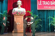柬埔寨王家军两名高级军官获越南授予的博士学位