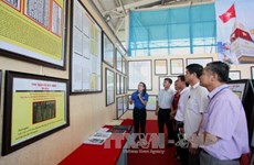 “黄沙、长沙归属越南：历史证据和法律依据”资料图片展在北件省举行