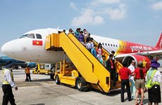 越南各家航空公司因遭第二号台风影响调整航班执行计划