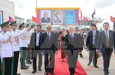 越共中央总书记阮富仲访问西哈努克省