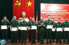 老挝人民军队干部共青团工作业务培训班结业