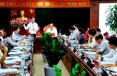 越共中央宣教部部长赴海阳省考察十二届四中全会决议执行情况