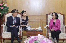 越共中央民运部部长会见国际劳工组织驻越南首席代表