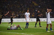 第29届东南亚运动会男足决赛：泰国队1-0击败马来西亚队夺得金牌