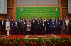 越南为亚洲议会大会执行理事会第一次会议做出贡献