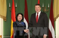 国家副主席邓氏玉盛对拉脱维亚进行正式访问
