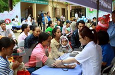 越共第十二届六中全会关于保护和提升民众健康水平的决议