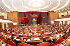 越共第十二届六中全会关于继续推进政治体制革新的决议