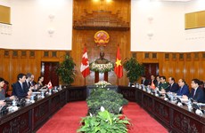 越南和加拿大发表关于确立全面伙伴关系的联合声明