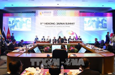 第31届东盟峰会：越南政府总理阮春福出席湄公—日本峰会和东盟—联合国峰会