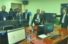 泰国北碧府新闻记者协会代表团访问广宁报社