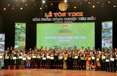 越南优特农产品表彰会在河内举行 