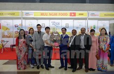 越南产品在孟加拉国际食品加工博览会上颇受消费者的欢迎