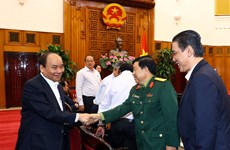 越南政府总理阮春福：安江省应推动经济建设和国防建设融合发展