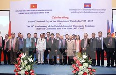 柬埔寨国庆64周年暨越柬建交50周年庆典在河内隆重举行