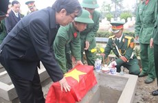 广治省为40位烈士举行追悼会及安葬仪式