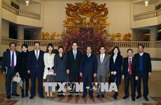 越南政府总理阮春福会见中国驻越大使洪小勇
