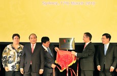 越南政府总理阮春福出席越南之声广播电台驻澳大利亚办事处揭牌仪式