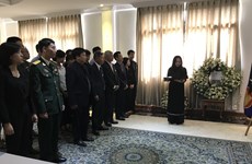 越南驻中国、马来西亚和缅甸大使馆为原政府总理潘文凯举行吊唁仪式