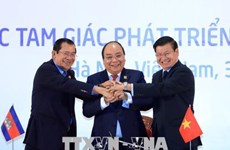  柬老越三国总理主持CLV-10 新闻发布会