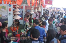 越南参加墨西哥“异国朋友文化特色”博览会