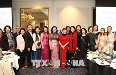 越南国家副主席邓氏玉盛出席第28届全球妇女峰会期间进行若干活动
