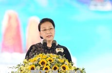 越南国会主席阮氏金银出席广宁省下龙2018年国家旅游年开幕式