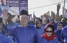 马来西亚前总理纳吉布及夫人被禁止出境