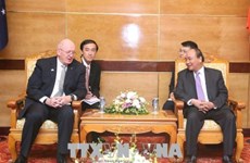 越南政府总理阮春福会见澳大利亚总督科斯格罗夫