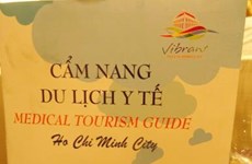 越南《胡志明市医疗旅游指南》越英版正式亮相