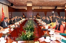 河内市加强与中国北京和上海两市的合作