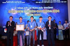 越南启动“2018年大学生科研奖”