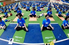 第四次国际瑜伽日活动在河内举行
