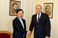 越南政府副总理兼外长范平明对保加利亚进行正式访问