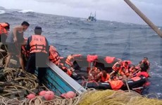 泰国普吉岛沉船事故：仍有40多人下落不明