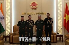 越南国防部副部长阮志咏会见印度和以色列驻越武官