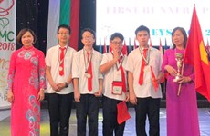 越南学生在国际数学竞赛获5枚金牌