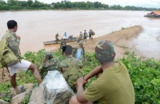 老挝水电站大坝坍塌事故：努力寻找失踪人员
