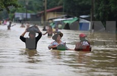 缅甸洪灾已造成12人死亡 近15万灾民被迫疏散