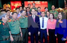 越南公安力量高度重视全国保卫祖国安全运动中先进典型的学习宣传工作