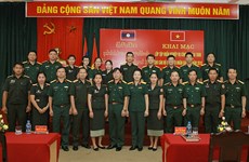 越南协助老挝进行博物馆业务培训