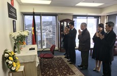 越南驻印度、新西兰、以色列大使馆举行仪式送别陈大光主席