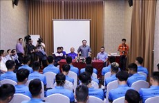 2018年铃木杯东南亚足球锦标赛：越南驻老挝大使给越南球队打气助威