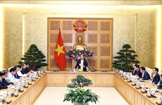 经济社会小组召开第一次会议 为越共十三大做准备