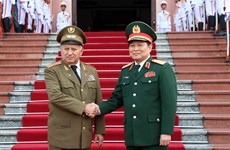 古巴革命武装力量部部长对越南进行工作访问